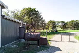 690-A County Road 4707, Kempner, TX 76539 - Photo 35
