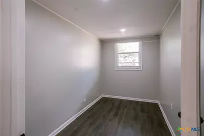 2807 Bluebonnet Street, Victoria, TX 77901 - Photo 11