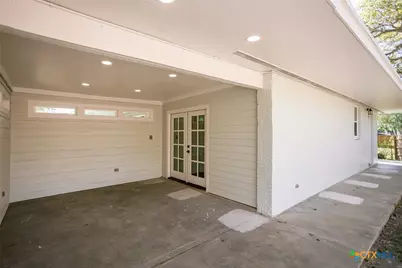 2807 Bluebonnet Street, Victoria, TX 77901 - Photo 31