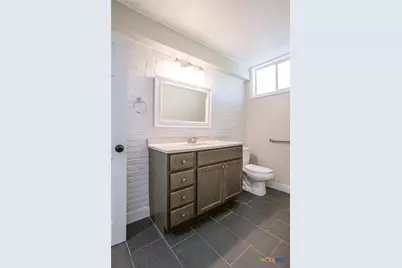 2807 Bluebonnet Street, Victoria, TX 77901 - Photo 19
