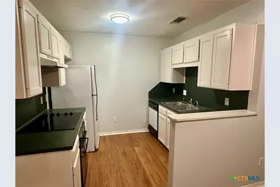 609 W Mlk Drive #609, San Marcos, TX 78666 - Photo 5