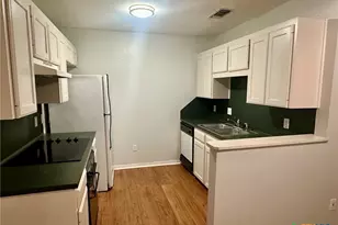 609 W Mlk Dr, San Marcos, TX 78666 - Photo 5