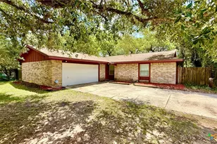 385 Live Oak Dr, Inez, TX 77968 - Photo 3