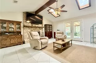 385 Live Oak Dr, Inez, TX 77968 - Photo 5