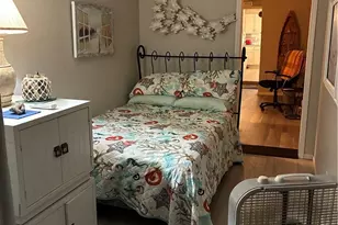 804 W Madison Ave, Port O'Connor, TX 77982 - Photo 5