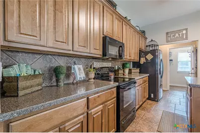 1021 Loma Verde Drive, New Braunfels, TX 78130 - Photo 11