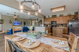 1021 Loma Verde Dr, New Braunfels, TX 78130 - Photo 17