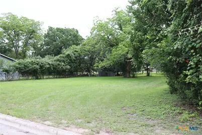 1006 Johnson Street, Lockhart, TX 78644 - Photo 9