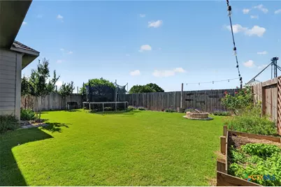 1925 Field Brook, Seguin, TX 78155 - Photo 31