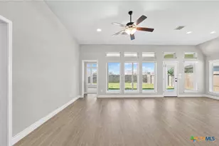 1925 Field Brook, Seguin, TX 78155 - Photo 13
