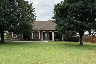 256 Kimbrough, Seguin, TX 78155 - Photo 1