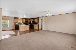 646 Old Colony Rd, Seguin, TX 78155 - Photo 5