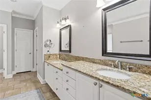 169 Old 71, Cedar Creek, TX 78612 - Photo 23