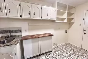 1438 Plumeria St, San Antonio, TX 78232 - Photo 11