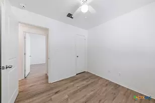 527 Roosevelt Dr, Seguin, TX 78155 - Photo 23