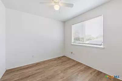 527 Roosevelt Drive, Seguin, TX 78155 - Photo 19