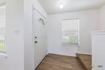527 Roosevelt Drive, Seguin, TX 78155 - Photo 5