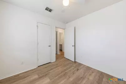 527 Roosevelt Drive, Seguin, TX 78155 - Photo 21