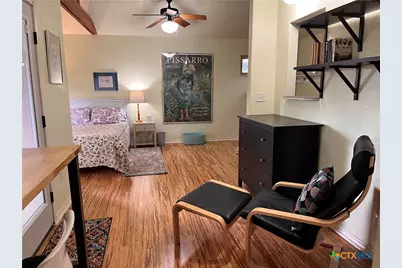 121 Butler Lane, Martindale, TX 78655 - Photo 5