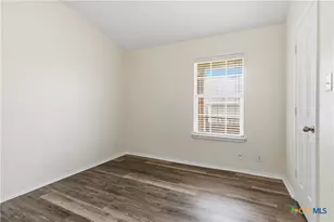 2423 Dimmitt Dr, New Braunfels, TX 78130 - Photo 23