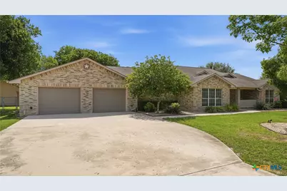 225 Deerslayer Drive, Seguin, TX 78155 - Photo 3