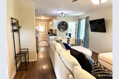 818 S 6th Street, Temple, TX 76504 - Photo 5