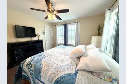 818 S 6th Street, Temple, TX 76504 - Photo 13