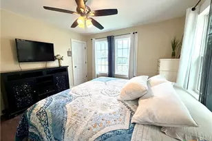 818 S 6th St, Temple, TX 76504 - Photo 13