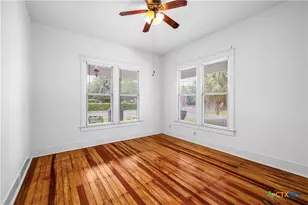 405 W Power Ave, Victoria, TX 77901 - Photo 15