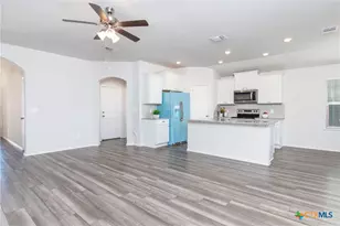 2353 Aylesbury Dr, Copperas Cove, TX 76522 - Photo 5