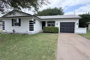 2207 Tyler St, Killeen, TX 76541 - Photo 1