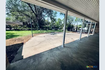 409 Yupon Avenue, Victoria, TX 77901 - Photo 21