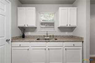 820 N 14th St, Temple, TX 76501 - Photo 11