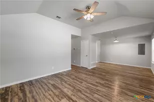820 N 14th St, Temple, TX 76501 - Photo 5
