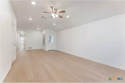 423 E Beeline Ln Lane, Harker Heights, TX 76548 - Photo 9