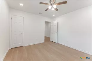 423 E Beeline Ln Ln, Harker Heights, TX 76548 - Photo 19