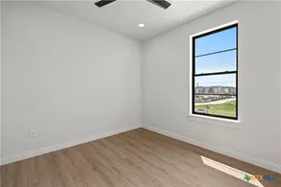 634 Central Pkwy, New Braunfels, TX 78130 - Photo 25
