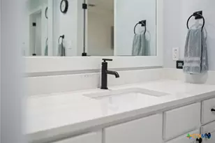 256 and 255 S Ocean Dr, Port Lavaca, TX 77979 - Photo 29