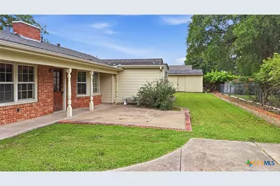 700 Park Street, Gatesville, TX 76528 - Photo 39