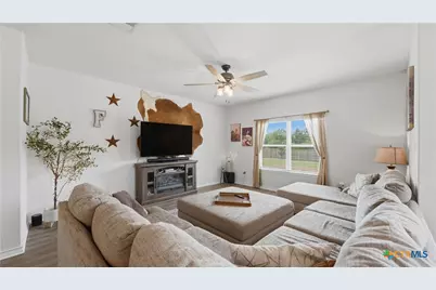 465 Fairy Duster Drive, New Braunfels, TX 78130 - Photo 7