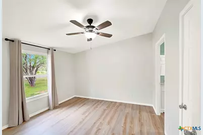 105 Pioneer Home, Seguin, TX 78155 - Photo 17