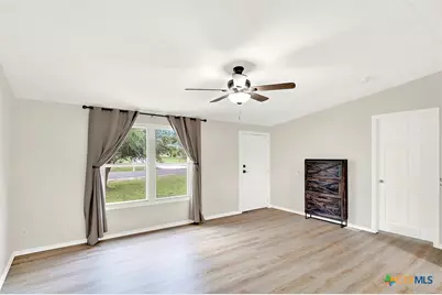 105 Pioneer Home, Seguin, TX 78155 - Photo 11