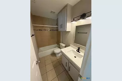 1609 Meadowview, Port Lavaca, TX 77979 - Photo 5