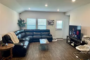 1733 James St, New Braunfels, TX 78130 - Photo 27