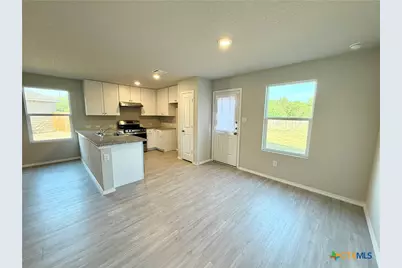 570 Blue Stem Road, New Braunfels, TX 78130 - Photo 7