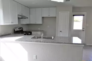 570 Blue Stem Rd, New Braunfels, TX 78130 - Photo 7