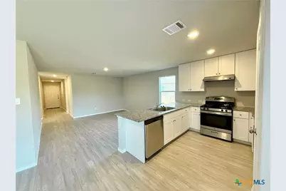 570 Blue Stem Road, New Braunfels, TX 78130 - Photo 5