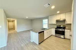570 Blue Stem Rd, New Braunfels, TX 78130 - Photo 5