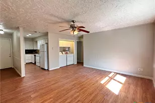 906 N LBJ Dr, San Marcos, TX 78666 - Photo 5