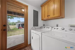 1077 Burdette Wells Rd, Lockhart, TX 78644 - Photo 27